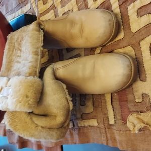 Shearling boots size 10
